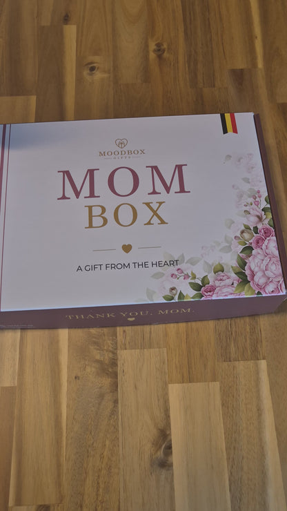 Moodbox Mom Gift Box with Belgian chocolate, premium coffee, tea and delicious sweet treats, beautifully presented with a personalized message card. A thoughtful gift for your mother for Mother’s Day, her birthday or simply to show your love and appreciation, with delivery across Europe.