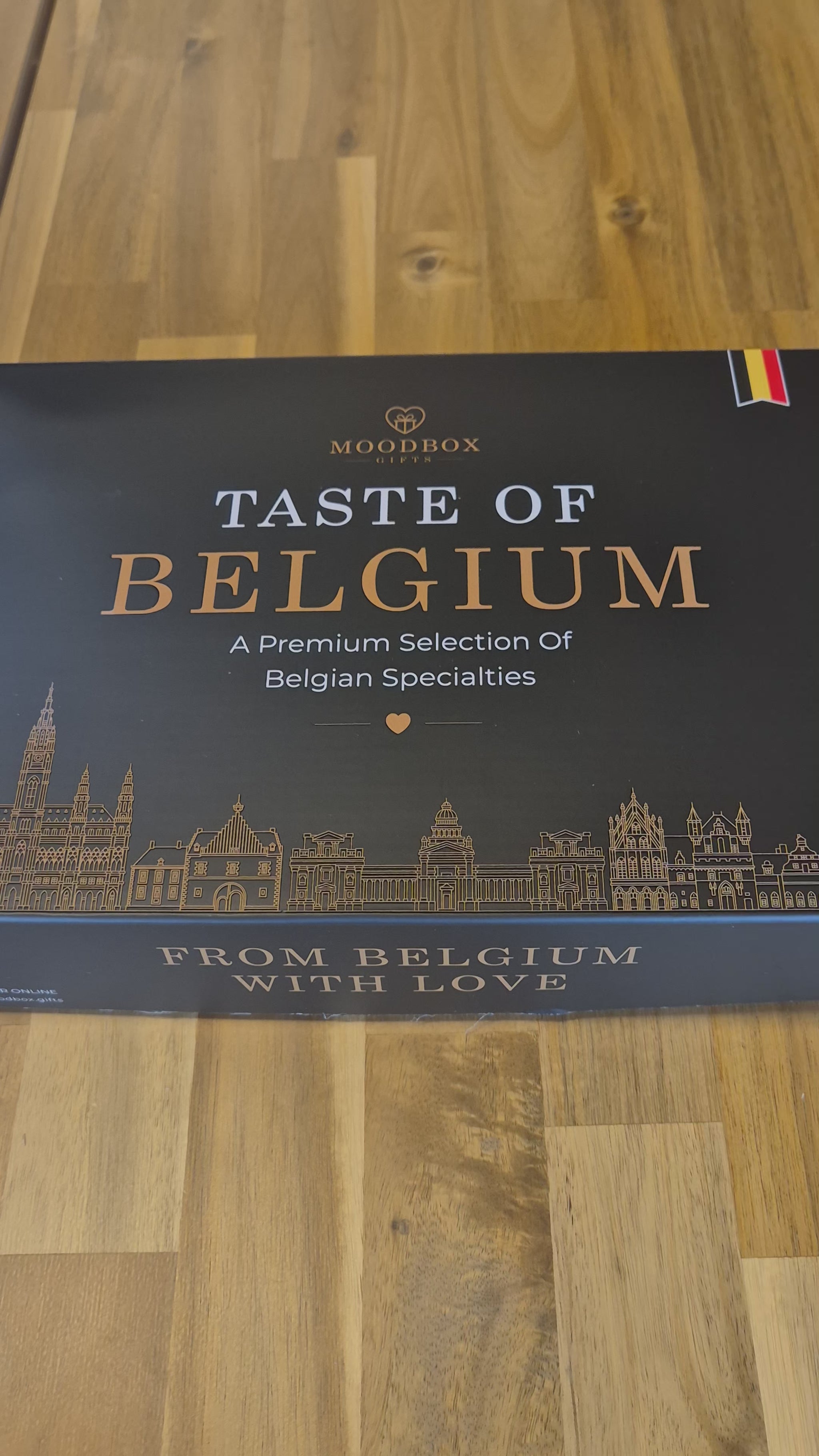 Moodbox Taste of Belgium Gift Box featuring Belgian chocolate, premium coffee, tea and carefully selected Belgian-style sweet treats, presented in an elegant gift box with a personalized message card. A premium Belgian gift experience for family, friends, clients or international recipients, with delivery across Europe.